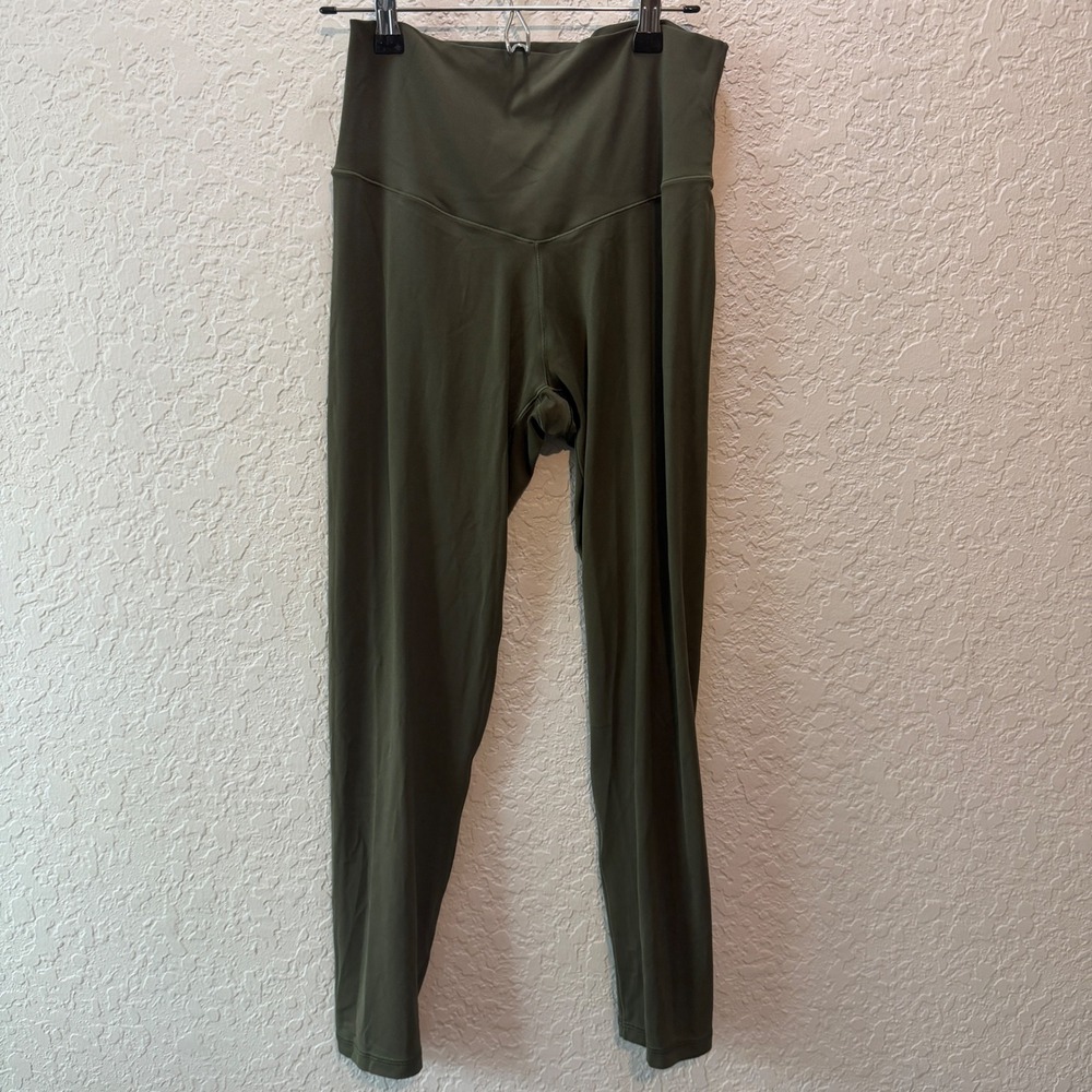 OFFLINE by Aerie Real Me 7/8 Leggings Size L Olive Green Athleisure Yoga